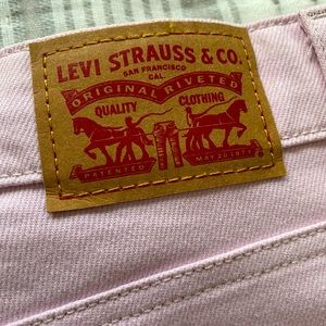 Levi’s 721 High Rise Skinny Jean